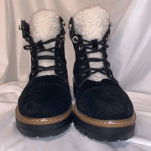 Suede and Shearling lace front warm boots size 8 with memory foam inte…